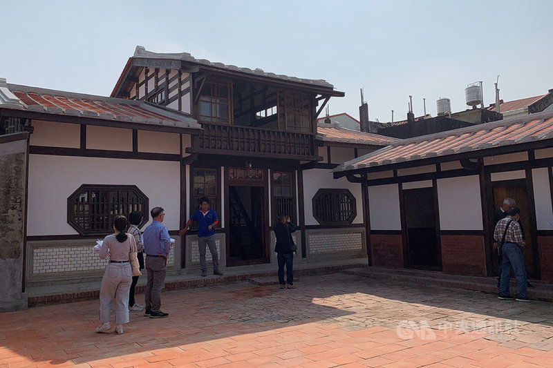 台南市代辦文化部私有老建築保存再生計畫,鹽水月津詩社蔡和泉故居已近完工,未來將成為「月之美術館」展覽空間之一。(台南市文化局提供)中央社記者楊思瑞台南傳真 110年4月25日