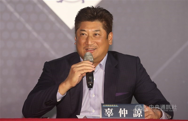 台灣高等法院更二審審理紅火案,認定前中信金副董事長辜仲諒(圖)並無間接操縱股價及背信行為,28日逆轉改判無罪。(中央社檔案照片)