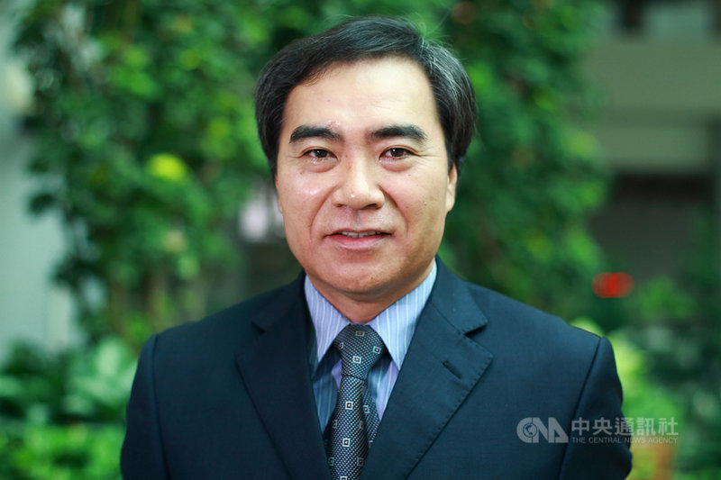 台鹽公司30日召開董事會,推舉經濟部公股法人代表吳容輝擔任董事長,同時兼任子公司台鹽綠能公司董事長。(台鹽提供)中央社記者潘智義傳真 110年4月30日