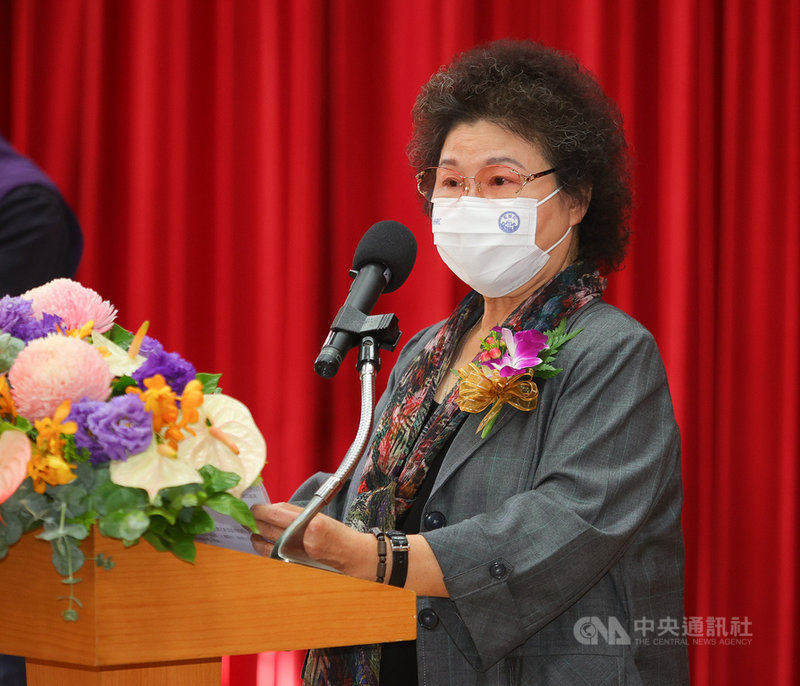 「監察院建院90週年學術研討會」30日舉行，監察院長陳菊出席開幕致詞，希望透過研討會與社會對話，使外界充分理解現行監察制度的樣貌。中央社記者謝佳璋攝　110年4月30日