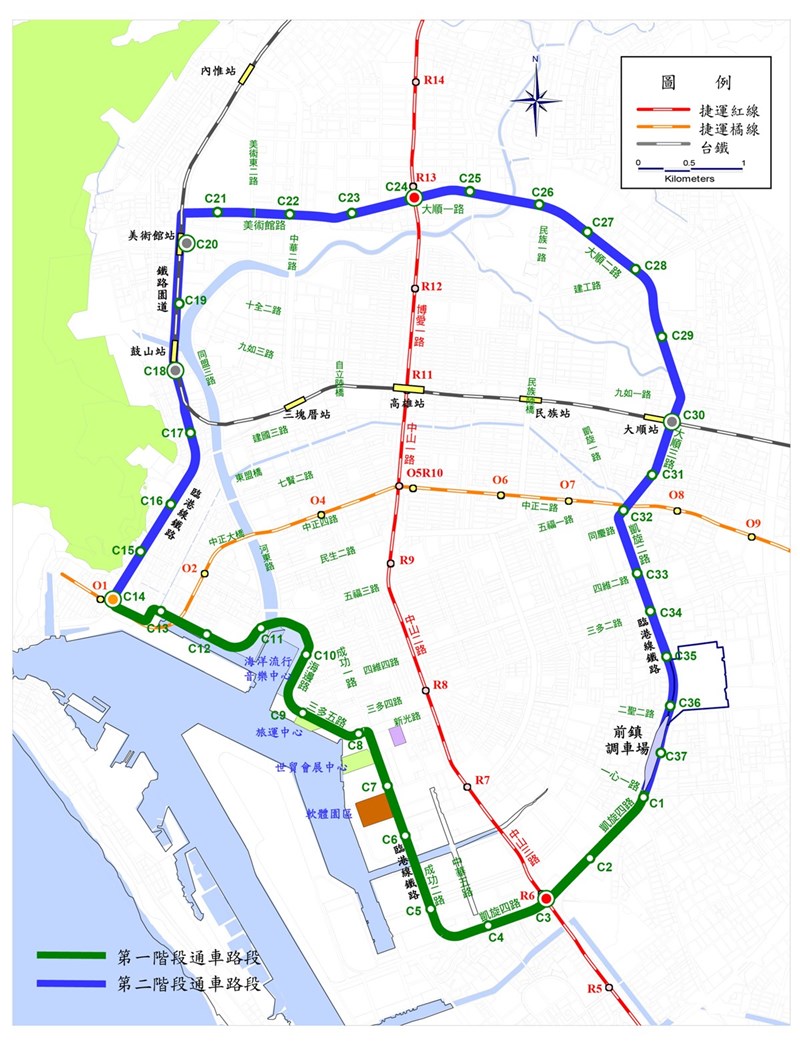 高雄輕軌路網已從C32凱旋公園站經C1籬仔內站行駛到C17鼓山區公所站,後續工程持續推進中,預計111年10 月輕軌可搭到博愛路。(高市府提供)中央社記者王淑芬傳真 110年5月2日