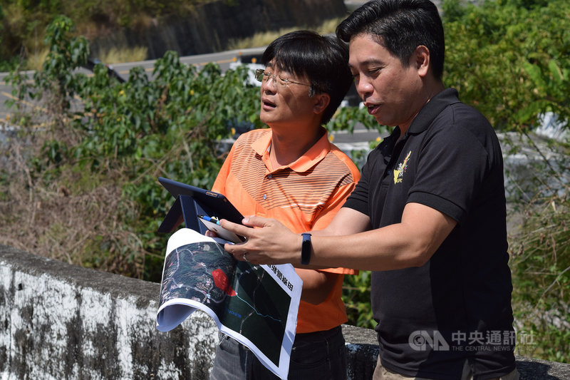 高雄市在抗旱同時,一邊也積極展開防汛演練,尤其針對山區列管的土石流潛勢溪區域,已要求社區及里鄰及早整備因應,盼降低汛期可能造成的損害。(高雄市水利局提供)中央社記者王淑芬傳真 110年5月6日