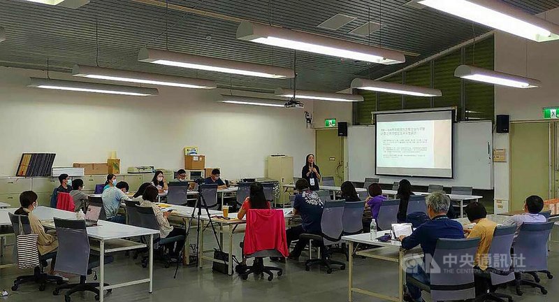 財團法人台灣博物館文教基金會所舉辦「博物館從業人員Level Up」活動,離島場7日在澎湖生活博物館登場,盼透過專業課程安排,了解在地需求,在未來能有更多支援策略。中央社 110年5月7日