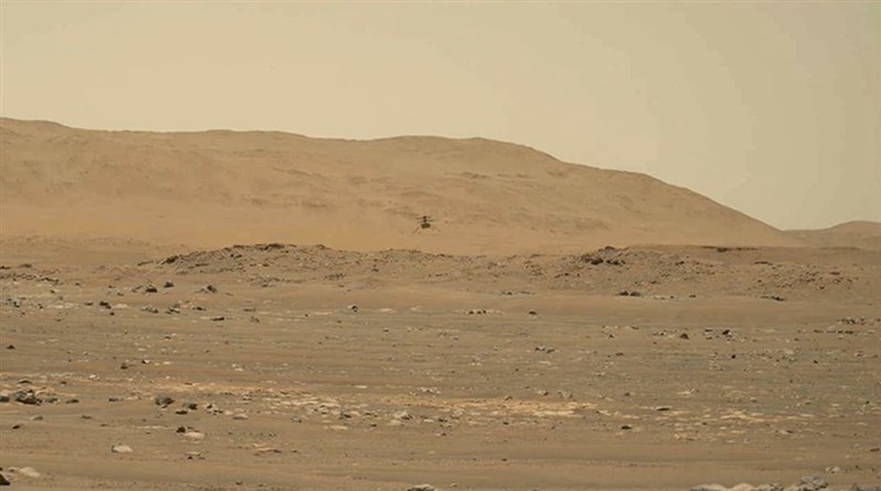 NASA火星探測車「毅力號」首度捕捉到無人機「創新號」在火星稀薄大氣中飛行時,槳葉轉動發出的低沉聲音。(圖取自twitter.com/NASAJPL)