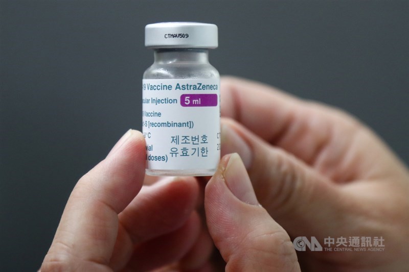挪威總理瑟爾貝克12日表示,挪威將不會恢復使用AZ疫苗。(中央社檔案照片)