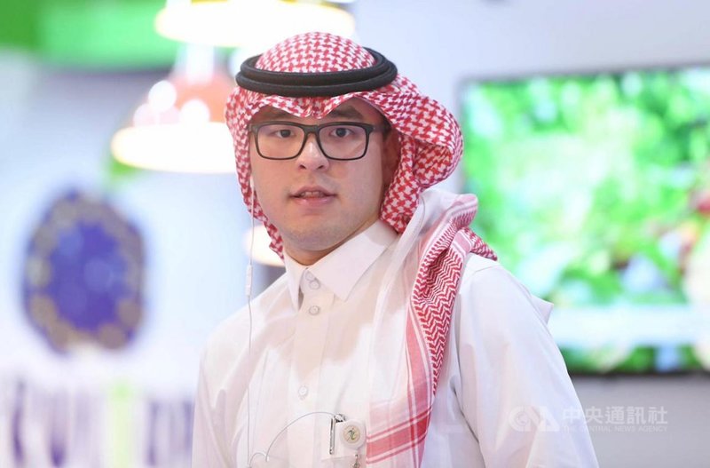 沙烏地食品暨藥物管理局文宣部門負責人馬明恩(Abdulrahman Habiballah)是第四代華裔沙籍人士,最近製作的紀錄片「疫苗接種」已上傳影音分享平台。(馬明恩提供)中央社記者隋念華利雅德傳真 110年5月17日
