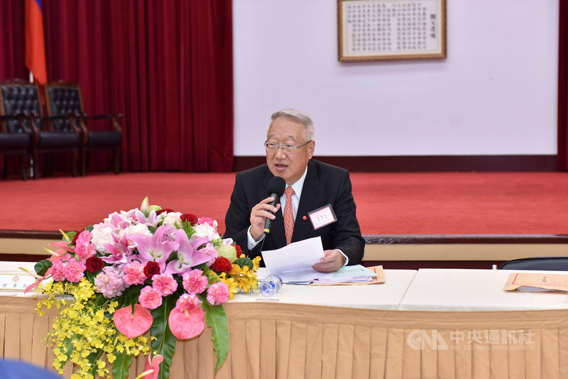 中華民國警察之友總會理事長郭台強25日表示,警察在疫情期間致力守護國人健康,全力投入防疫工作,警友總會有感第一線員警的犧牲奉獻與辛勞付出,若有員警因公不幸染疫,將立即提供新台幣5萬元慰問金,要當警察最堅實的後盾。(警政署提供)中央社記者黃麗芸傳真 110年5月25日