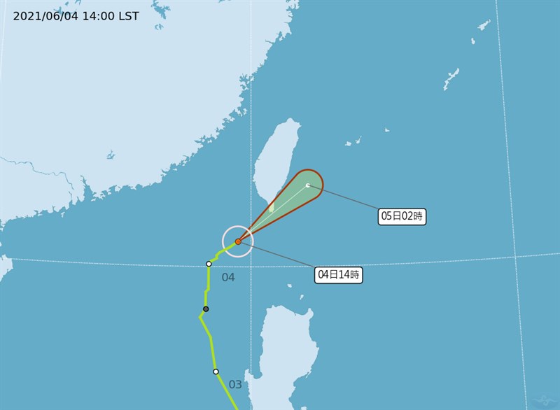氣象局預測,颱風彩雲可能會從台灣南端通過,不排登陸,4日晚間至5日清晨最接近台灣。(圖取自中央氣象局網頁cwb.gov.tw)