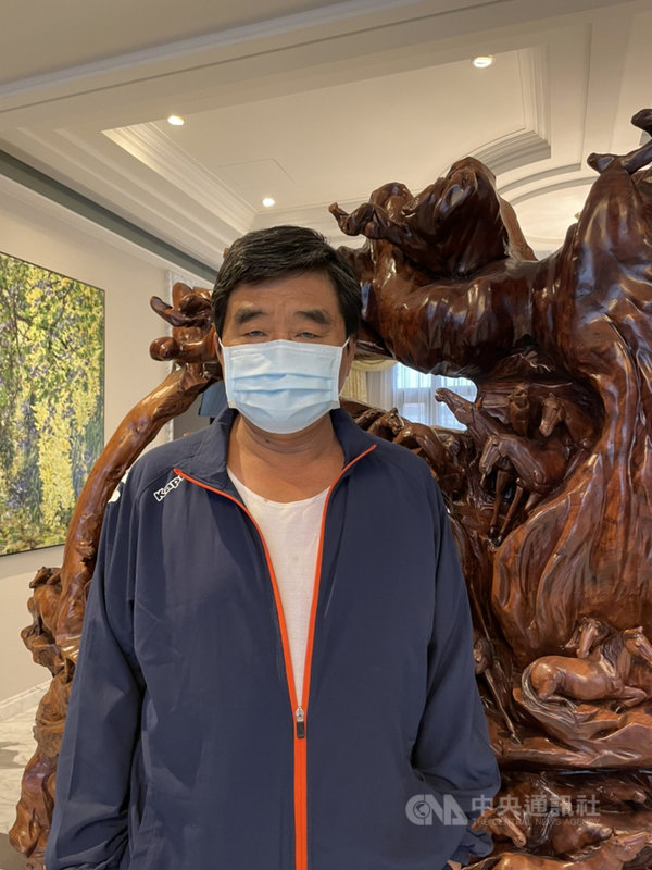 雲林縣長張麗善的哥哥、前雲林縣長張榮味(圖)5月31日假釋出獄,隔天就施打AZ武漢肺炎疫苗惹爭議,雲林地檢署9日立案偵辦,並發函向衛生福利部疾病管制署及雲林縣衛生局調取相關資料查明釐清。(張嘉郡提供)中央社記者姜宜菁傳真 110年6月10日