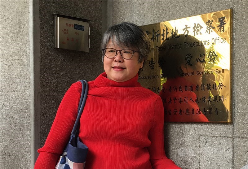 疫情當前,藝人賈永婕號召募款,捐贈高流量鼻導管氧氣系統提供醫院救治重症病患,但媒體人黃光芹(圖)與友人捐贈移動式冷氣,卻遭到檢舉。(中央社檔案照片)
