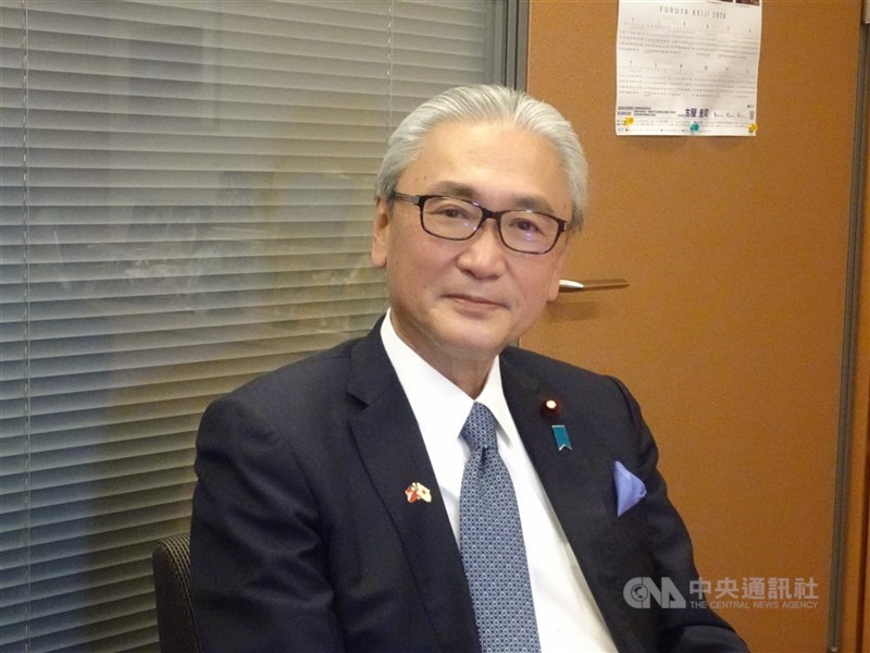 「日華議員懇談會」會長古屋圭司接受訪問透露,台灣當初向日本提出需要300萬劑疫苗應急,日本把當時能取得的124萬劑全給了台灣。(中央社檔案照片)