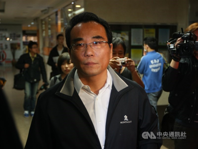 前立委蔡豪(前)被控接連在高雄市燕巢區辦公室及汽車旅館性侵及猥褻一名女下屬,一、二審法院判處有期徒刑4年10月,最高法院17日駁回上訴,全案定讞。(中央社檔案照片)