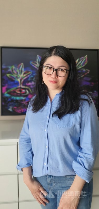 台灣—土耳其藝術家高安琪(圖)表示,作品受到土耳其父親、台灣母親的影響。她在土耳其、台灣、美國的成長體驗造就多元文化拼貼風格。(高安琪提供)中央社記者何宏儒安卡拉傳真 110年6月18日