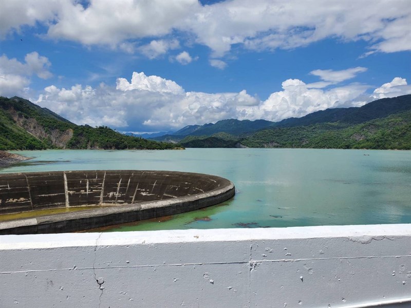 台南南化水庫5月蓄水率一度跌至7%,因受惠鋒面及午後對流降雨,如今蓄水率近9成,接近滿庫。(台南市政府提供)中央社記者張榮祥台南傳真 110年6月19日