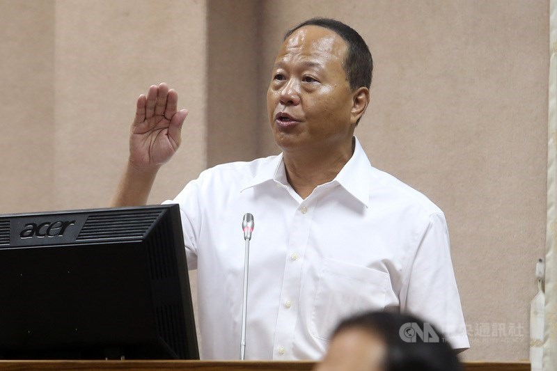 行政院9日發布新聞稿指出,國防部軍政副部長由國防安全研究院副執行長柏鴻輝接任。(中央社檔案照片)
