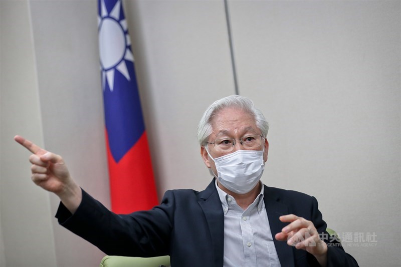 科技部長吳政忠主導推動「太空發展法」,希望藉由立法打造產業環境,對國際宣示台灣發展太空的企圖心。中央社記者裴禛攝 110年7月17日