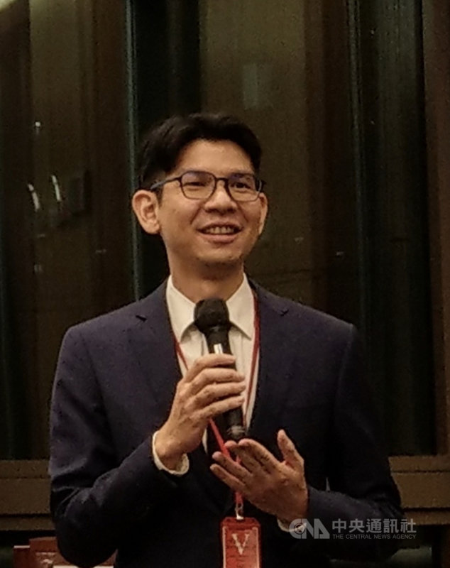 美國國際民主協會(NDI)台北辦事處總監吳志強表示,NDI評估認為台灣具強化區域國家政府治理及公民參與的能力,決定來台設點。(吳志強提供)中央社記者鍾佑貞傳真 110年7月17日