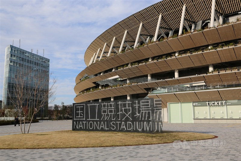 日本東京奧運開幕在即,18日傳出在開閉幕主場館國立競技場打工的30歲烏茲別克籍男大學生,涉嫌性侵同樣在國立競技場打工的20多歲女性。(中央社檔案照片)