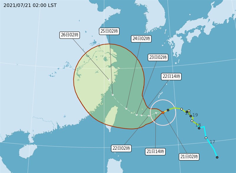 中央氣象局表示,21日隨著颱風逐漸接近,外圍環流的作用慢慢出現,北部及東北部地區會開始降雨,下半天及夜間較明顯。(圖取自氣象局網頁cwb.gov.tw)