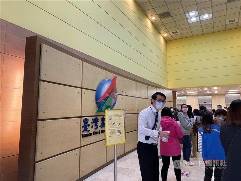 臺產防疫保單熱賣,保費收入達新台幣19.18億元,不過累計理賠金額已占保費收入6成,只要再理賠2000餘件將達此張保單損平點。(中央社檔案照片)