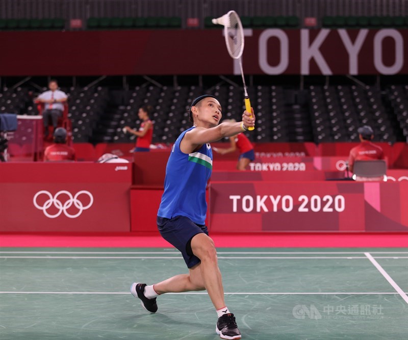 生涯第3度踏上奧運殿堂的世界羽球球后戴資穎(圖),24日首戰面對世界排名46的賈奎特絲毫不留情面,開局先掉1分後,接下來一口氣連拿12分,徹底打爆對手終場以21比7、21比13直落二拿下首勝。中央社記者吳家昇攝 110年7月24日