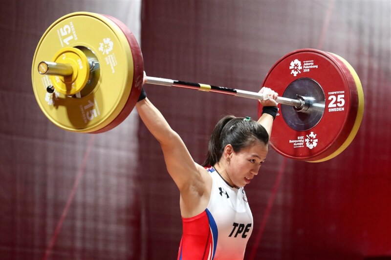 舉重名將郭婞淳9日在世界舉重錦標賽女子59公斤量級拿下兩面銀牌。（中央社檔案照片）