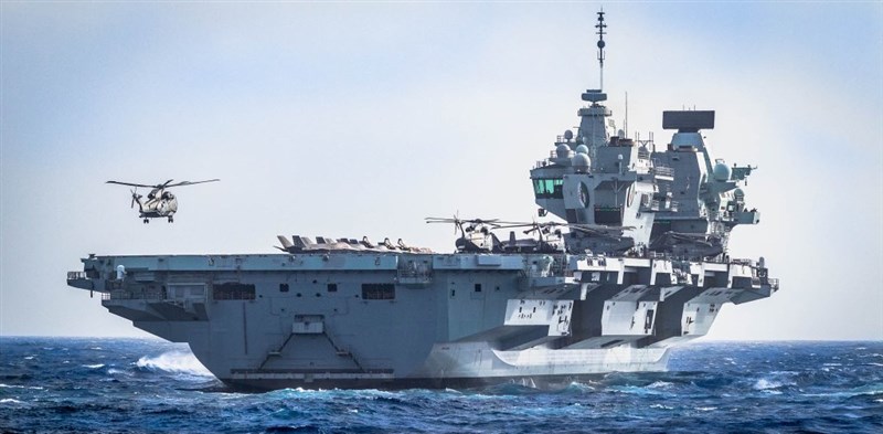 英國航艦打擊群指揮官慕豪思罕見以韓語推文表示,伊麗莎白女王號航艦打擊群已進入西太平洋,期待加強英國與南韓的合作關係。圖為伊莉莎白女王號航空母艦。(圖取自twitter.com/smrmoorhouse)