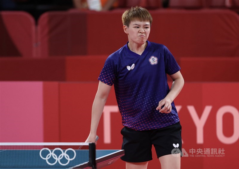 東京奧運桌球女子團體賽8強賽2日晚間登場，台灣桌球女子代表隊與地主日本隊交鋒，第3點女單由陳思羽（圖）迎戰日本隊平野美宇，最終以1比3輸掉第3點。中央社記者吳家昇攝　110年8月2日