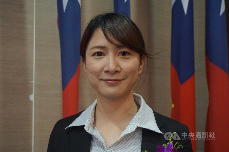 新任金門縣文化園區管理所所長郭怡汝期許能為金門地方學奉獻心力,也讓喜愛的金門在國際上獲得更多能見度。中央社記者黃慧敏攝 110年8月2日