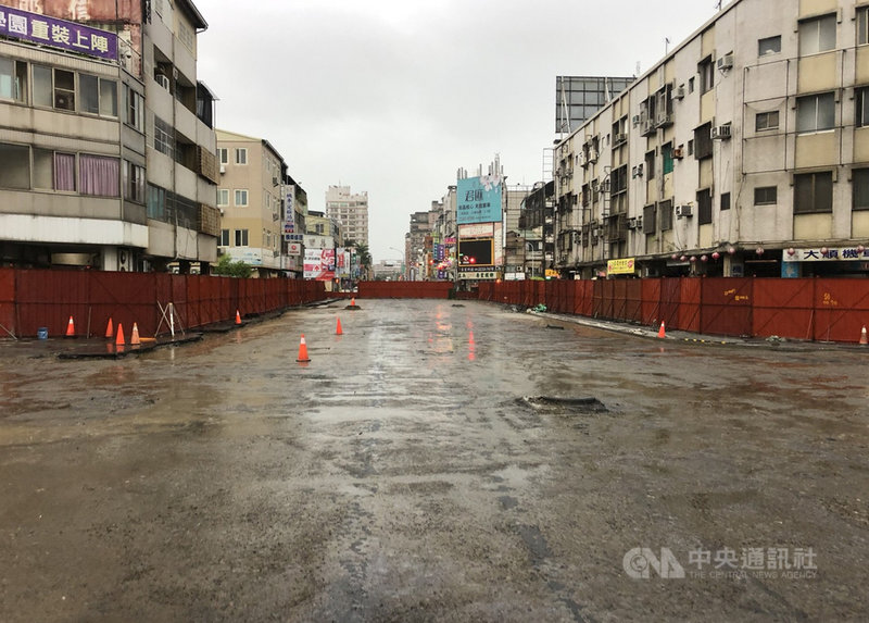 台中市鐵路高架化後,市府啟動沿線5處地下道填平工程,目前已完成4處地下道填平,第5處的國光地下道填平工程預計110年底完工。(台中市政府提供)中央社記者郝雪卿傳真 110年8月3日