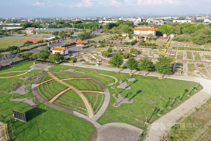 台南市政府為推廣環保自然葬,在仁德區設立生命紀念園區環保葬專區,今年6月29日啟用後已收到不少申請。(台南市民政局提供)中央社記者楊思瑞台南傳真 110年8月5日