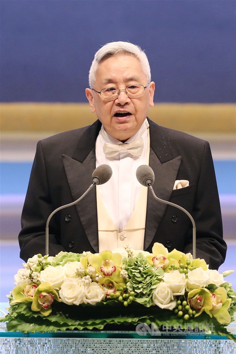 中研院院士、首屆唐獎得主余英時(圖)說,表哥汪志天是最早向他灌輸共產主義理想的人,但他繼續探索的結果,沒有讓他完全接受共產主義。(中央社檔案照片)