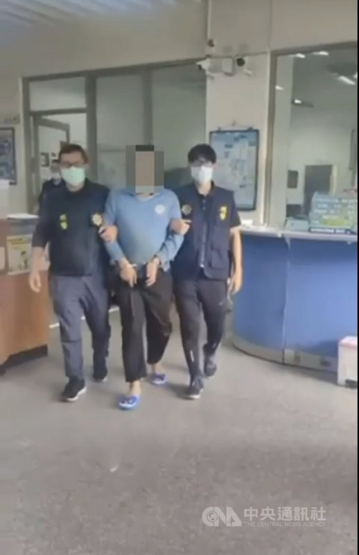 南投縣仁愛鄉一處果園傳出2名外籍移工發生口角,其中1名女移工被刺傷後送醫不治,警方5日循線在山區逮捕印尼籍安姓男移工,安姓移工供稱是被羞辱氣不過才動手。(翻攝照片)中央社記者吳哲豪傳真 110年8月5日