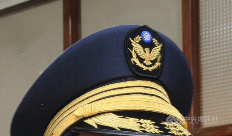 考選部5日表示,警察人員考試100年起實施「警察特考」為主、「一般警察特考」為輔的雙軌制。錄取比例、應試科目、體能測驗等,將會同用人機關檢討精進。(中央社檔案照片)