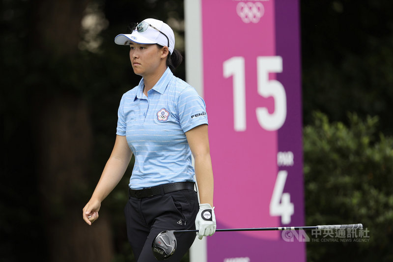 2020東京奧運女子高爾夫7日進行最後一輪賽事,台灣女將李旻累計以低於標準2桿的282桿,並列34名完賽。中央社 110年8月7日