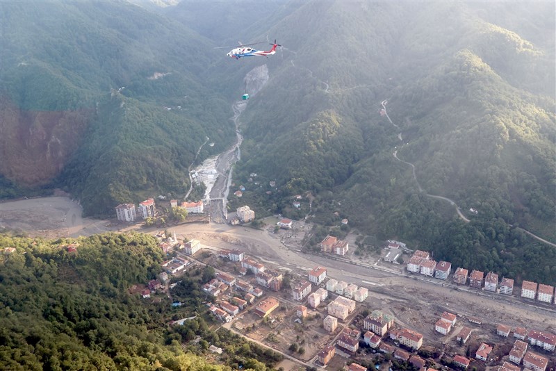 土耳其北部黑海地區水災和土石流災難已造成57人死亡。(安納杜魯新聞社)