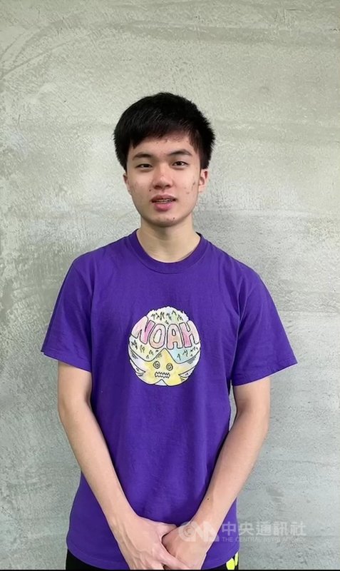 桌球好手林昀儒在東京奧運搶下混雙銅牌及男子單打第4名佳績,17日是他20歲生日,對於網友的祝福,林昀儒透過影片說,會把這份祝福放在心裡繼續努力。(林昀儒提供)中央社記者王朝鈺傳真 110年8月17日