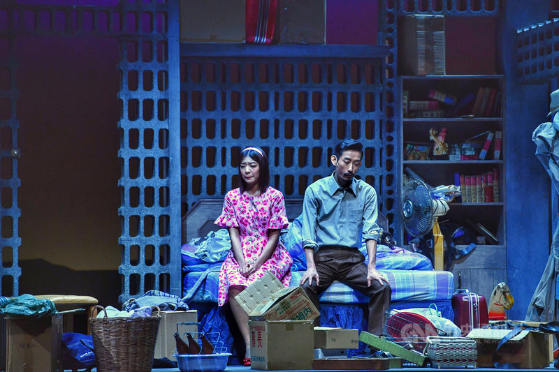 綠光劇團由吳念真編導的「人間條件7-我是一片雲」,將於9月3日至5日演出4場「國家戲劇院特別場」,26 日下午在國家戲劇院彩排。中央社記者王飛華攝 110年8月26日