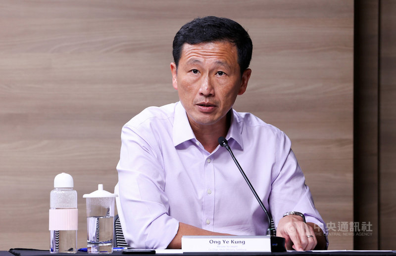 新加坡衛生部長王乙康3日在線上記者會表示,星國將從本月起為高風險族群追加施打第3劑COVID-19疫苗。(新加坡通訊及新聞部提供) 中央社記者侯姿瑩新加坡傳真 110年9月3日