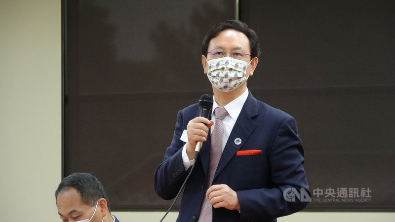 僑委會委員長童振源8月底訪美,預計停留3個星期,走訪洛杉磯、舊金山、紐約、華府、芝加哥等大城,為各地的「台灣華語文學習中心」揭幕。中央社記者林宏翰加州爾灣攝 110年9月3日