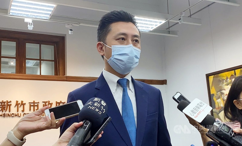 新竹市長林智堅日前提出「大新竹」縣市合併議題,外界認為是為未來選舉鋪路。林智堅6日受訪表示,新竹縣市合併是公共議題,大家不要做選舉聯想,只希望引發民眾思考城市未來發展。中央社記者魯鋼駿攝 110年9月6日