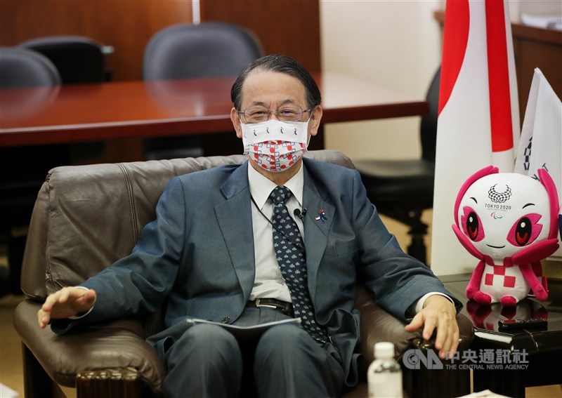 日本捐贈給台灣的疫苗總數達到約340萬劑,提供台灣約15%的疫苗涵蓋率,日本駐台代表泉裕泰表示,好鄰居在彼此有難時相互幫助,是「理所當然」。中央社記者裴禛攝 110年9月6日
