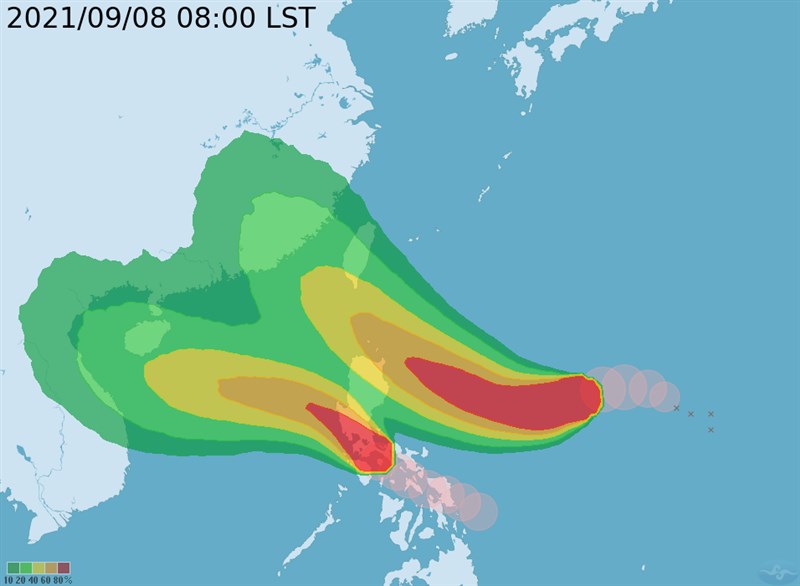 圖為8日上午8時中度颱風璨樹、輕度颱風康森暴風圈侵襲機率。(圖取自中央氣象局網頁cwb.gov.tw)