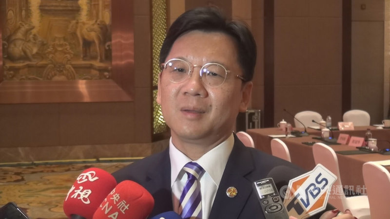 中共近來提出第3次分配「共同富裕」,引發台商關切。台商組織台企聯會長李政宏今天對此表示,包括台企聯及各地台商協會,在政策明朗後有可能自行成立慈善基金會,投入中國社會公益。中央社記者邱國強北京攝 110年9月13日