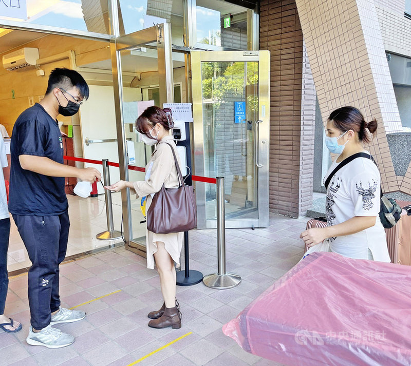 台北城市科技大學13日開學,校方安排學生採分流方式入住宿舍,避免群聚。(城市科大提供)中央社記者許秩維傳真 110年9月13日