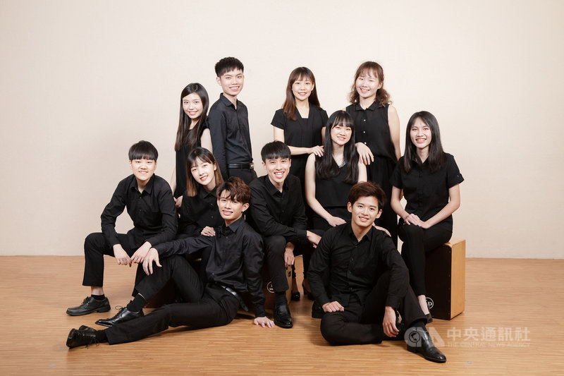 朱宗慶打擊樂團不曾停止提供年輕擊樂家表演的機會,今年也推出擊樂新秀音樂會,其中「我們在一起」音樂會30日將在台北國家兩廳院演奏廳舉辦,集結11名來自各大專校院音樂系的擊樂主修生共演。(朱宗慶打擊樂團提供)中央社記者趙靜瑜傳真 110年9月14日