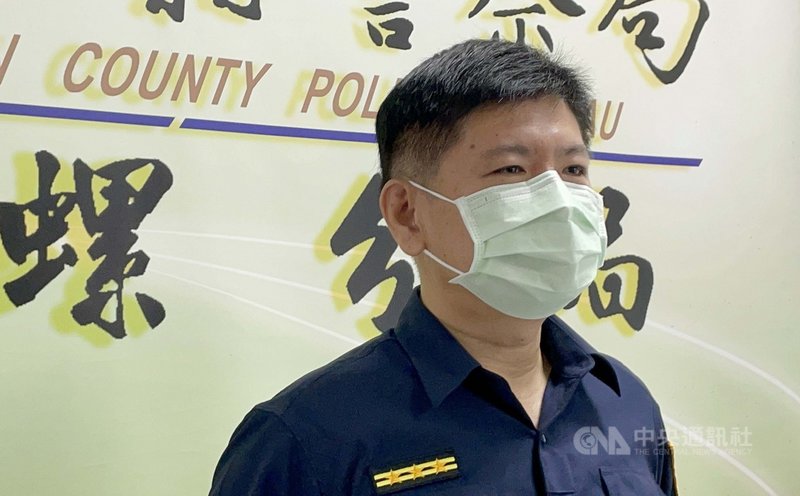 雲林縣西螺派出所13日找到失蹤逾50天的蘇姓女子陳屍在計程車後車廂,雲林縣西螺警分局副分局長馬秋景(圖)14日對外說明案情。 中央社記者姜宜菁攝 110年9月14日