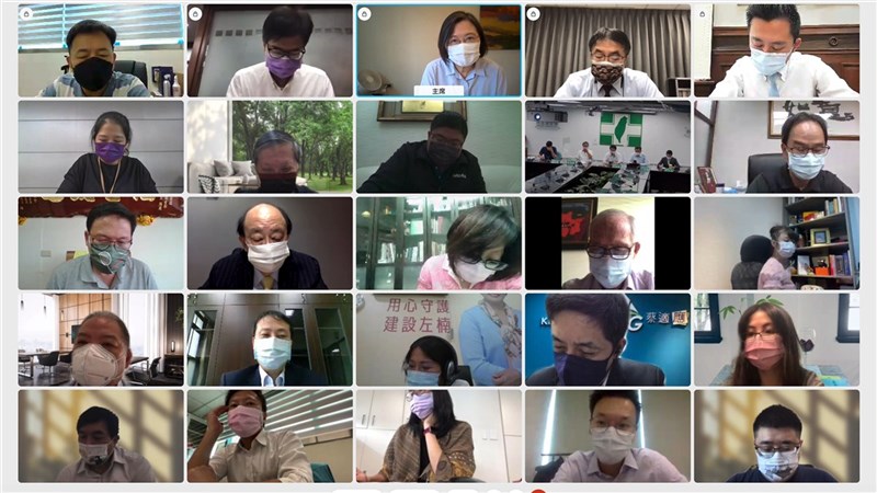 民進黨15日召開中常會,因應防疫,採用線上視訊會議。(民進黨提供)中央社記者葉素萍傳真 110年9月15日