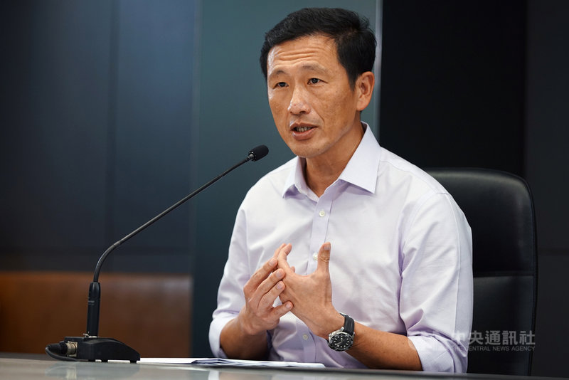 新加坡採行「與病毒共存」策略,衛生部長王乙康17日表示,接種疫苗與檢測是不可避免的一部分。(新加坡通訊及新聞部提供)中央社記者侯姿瑩新加坡傳真 110年9月17日