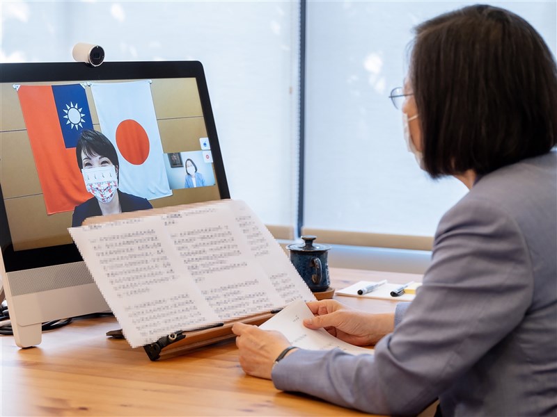 民進黨主席蔡英文20日與日本眾議院議員高市早苗進行視訊會談,期待台日之間未來能在各領域有更緊密合作。(民進黨提供)中央社記者葉素萍傳真 110年9月20日